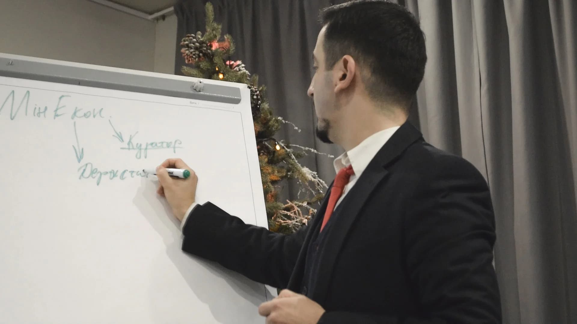 Працівник Головного управління статистики Києва — Степан Джус