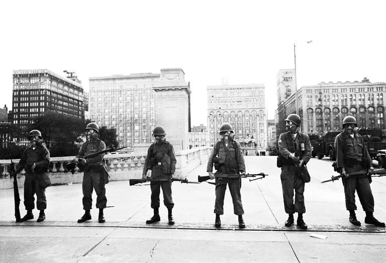 Національна гвардія США на вулицях Чикаґо, 1968.