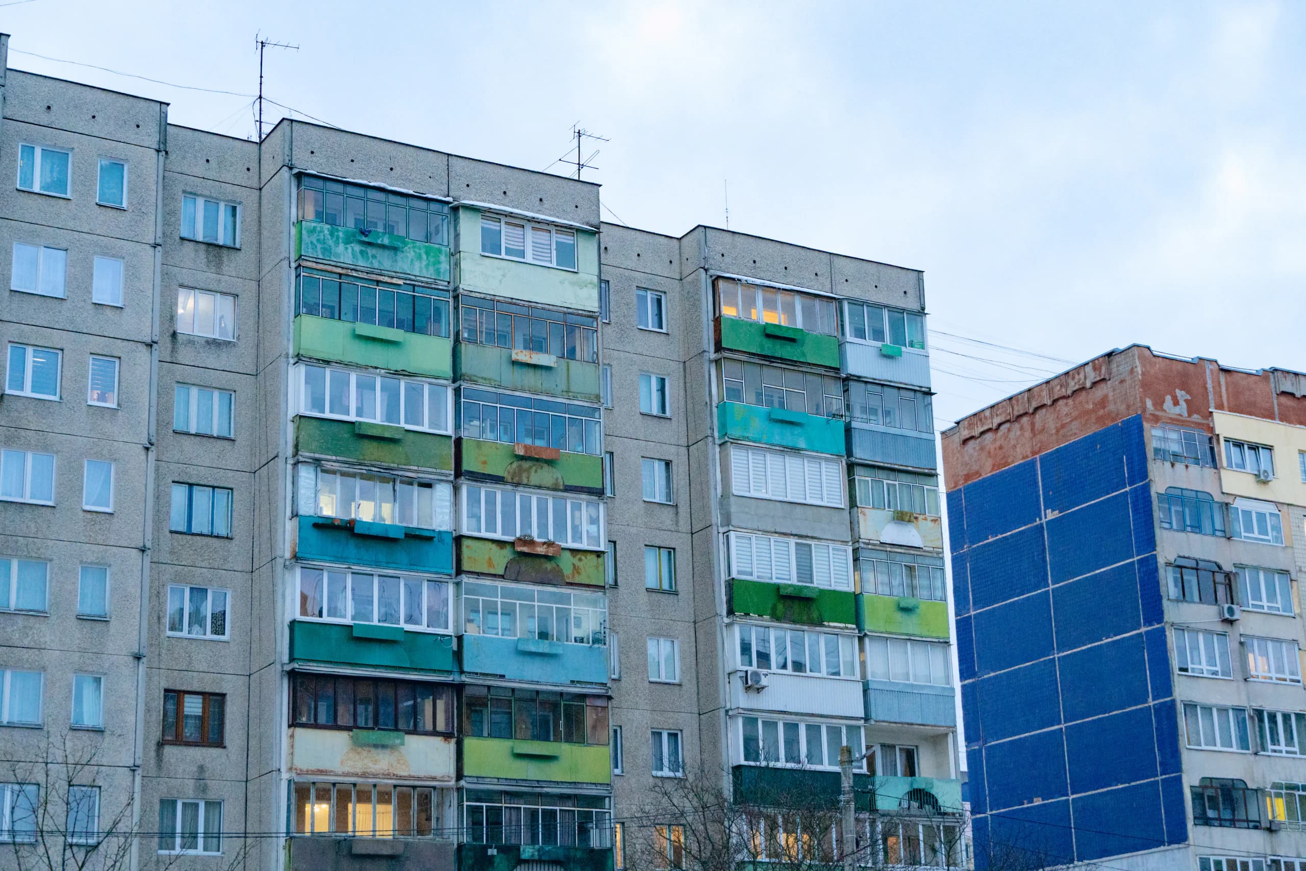 Житлова забудова Сихова. Авторка проєкту: Аліна Петрова, співавтори – Я. Новаківський, З. Підлісний, П. Крупа, планування жилового району «Сихів-1» виконане у 1979 році