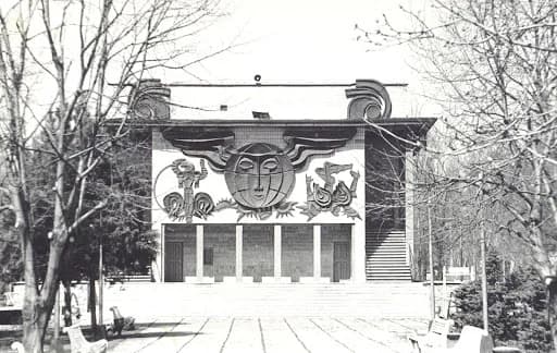 Літній кінотеатр «Орбіта» в Кривому Розі (1992).