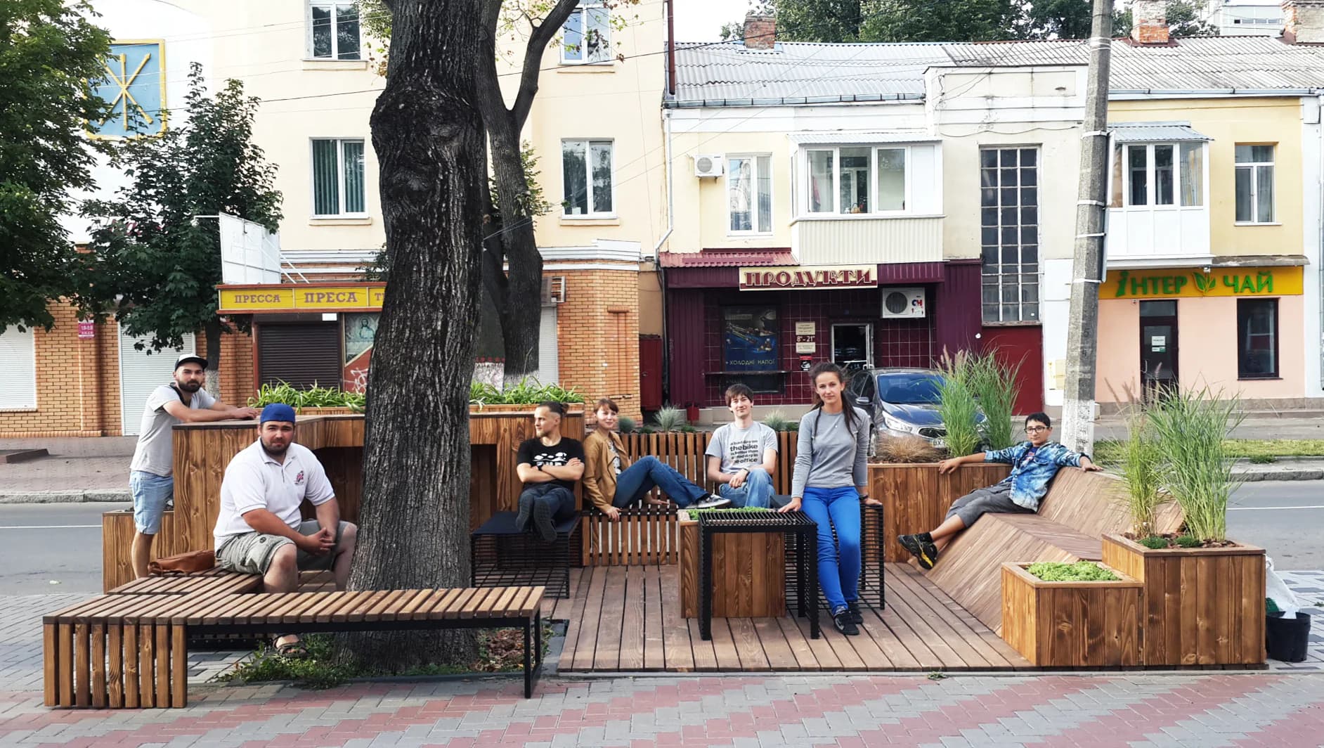 Парклет у Хмельницькому.