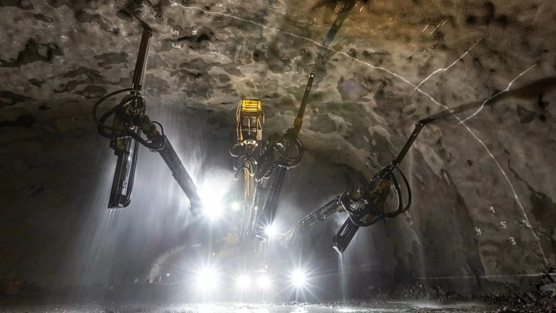 Drilling and Blasting Technology Source: Skanska