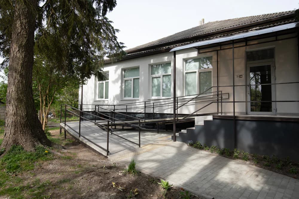 Оновлений простір бібліотеки в місті Городок, квітень 2024 року.