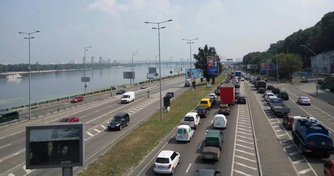 Як не вмерти від смогу: Київ має змінити транспортну політику