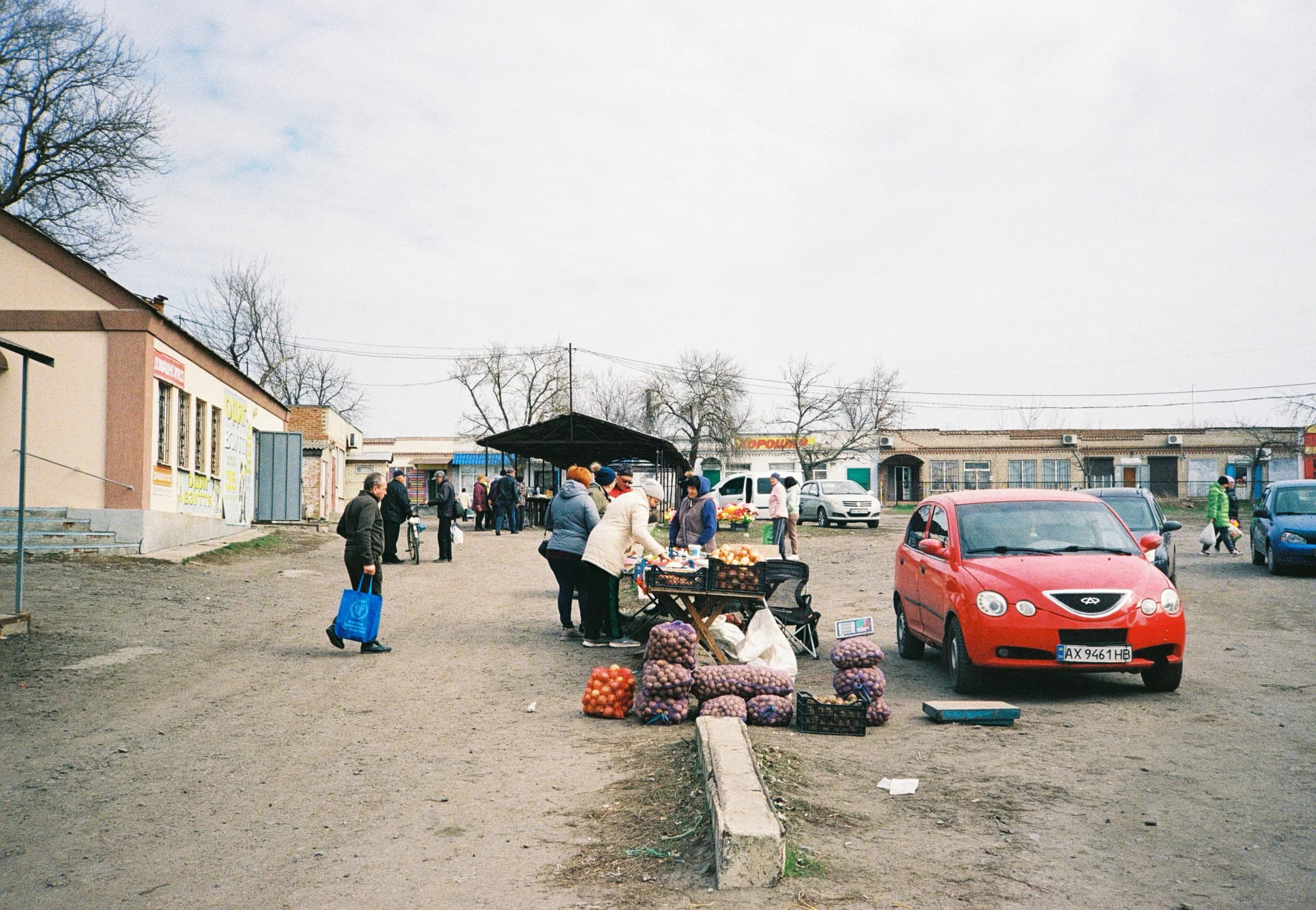 Суботній ринок у Савинцях