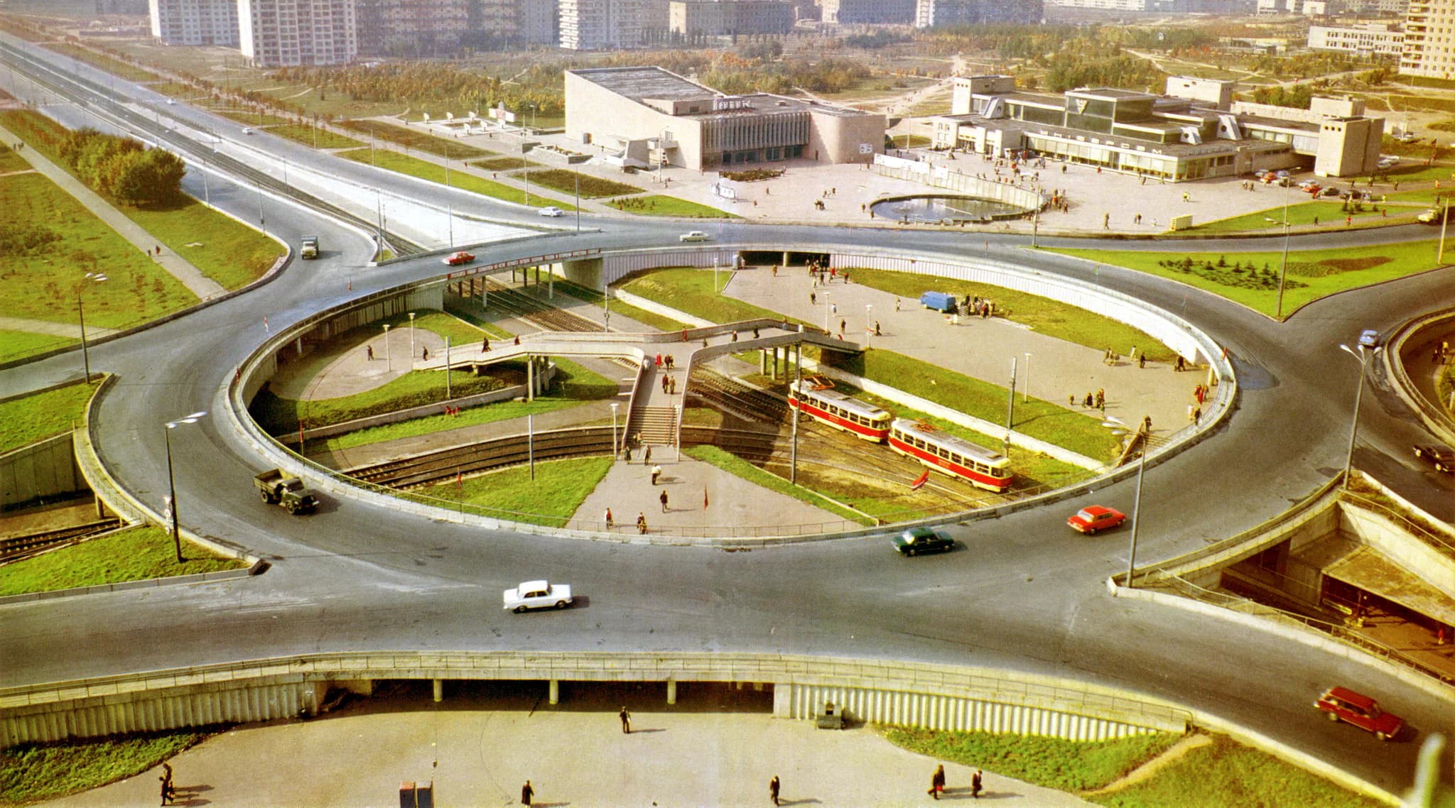 Транспортная розв'язка в житловому масиві Микільська Борщагівка, 1976-1979.